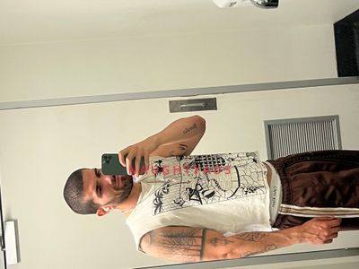 Profile Image of Melbourne Male Escort SimoneItalian