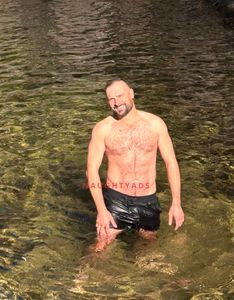Profile Image of Mount Eliza Male Escort Tommy_xx