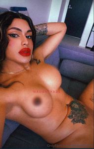 Profile Image of Melbourne Trans Escort Mia Hung TransGirl