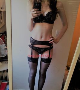 Profile Image of Perth Escort Berry