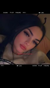 Profile Image of Perth Escort Ivy poison 