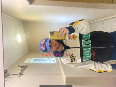 Profile Image of Perth Male Escort Honey 