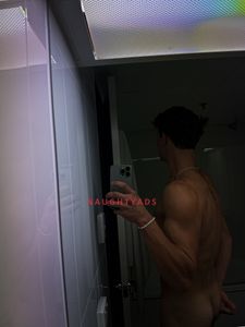 Profile Image of Perth Male Escort Tommy