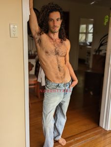 Profile Image of Sunshine Coast Male Escort Kai