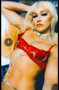 Profile Image of Sydney Escort Carmela Coultier