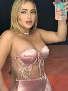 Profile Image of Sydney Escort Roxy rose