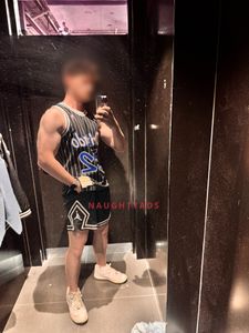 Profile Image of Double Bay Male Escort Glenx