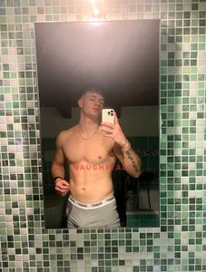 Profile Image of Sydney Male Escort MatteoXL