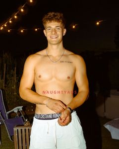 Profile Image of Sydney Male Escort MatteoXL