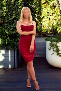 Profile Image of Sydney Escort Lucy Luxxe