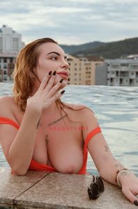 Profile Image of Sydney Escort Miss Lola Rose