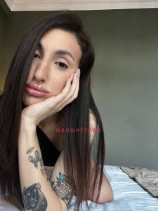 Profile Image of Sydney Adult Content Creator Sophie