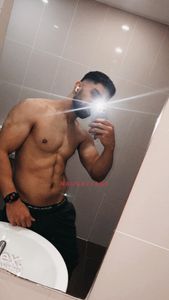 Profile Image of Sydney Male Escort Daniel