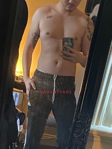 Profile Image of Sydney Male Escort Fitz