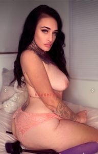 Profile Image of Townsville Escort Brooklyn