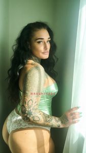 Profile Image of Townsville Escort Brooklyn