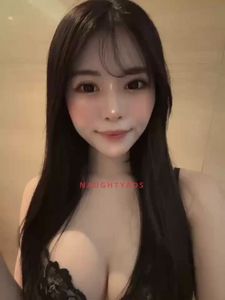 Profile Image of Sydney Escort Ella