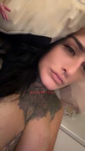 Profile Image of Townsville Escort Brooklyn