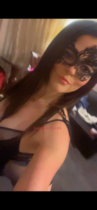 Profile Image of Melbourne Adult Content Creator Olyvia