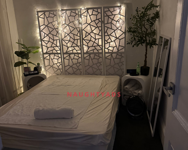 Profile Image of Melbourne Adult Job Now hiring Thirty56!