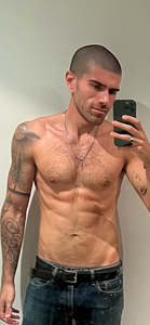 Profile Image of Melbourne Male Escort SimoneItalian