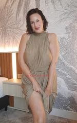 Image of Brisbane Escort Cara La Masseuse