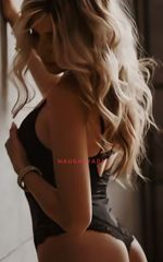 Image of Melbourne Escort Chloe Sinclair 