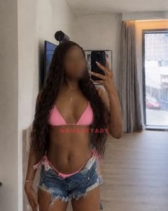 Image of Melbourne Escort CHRISTINA - BY HER