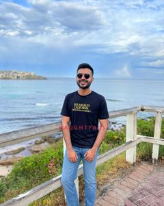 Image of Sydney Male Escort Uzi