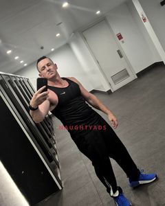 Image of  Male Escort UNDSTM8