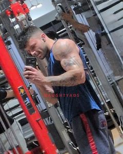 Image of  Male Escort Niko Vance