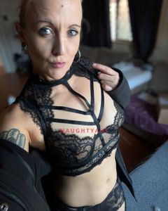 Image of Brisbane Escort Gypsy Hart