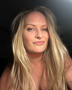 Image of Melbourne Escort Nikki Cox 