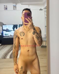 Image of  Male Escort PARTY YUKI TWINK VERSA