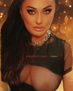Image of Gold Coast Escort L