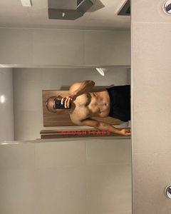 Image of Melbourne Male Escort Andy