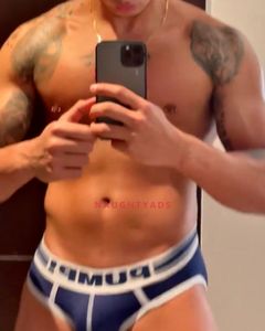 Image of Sydney Male Escort Enrique HUNG