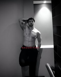 Image of Sydney Male Escort Milo Noir