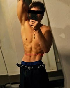 Image of Sydney Male Escort Seth Desire