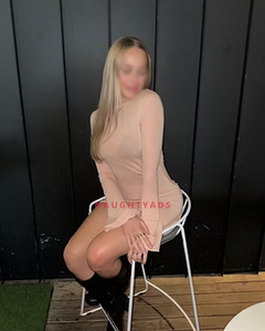 Image of Melbourne Escort SERENA - BY HER