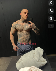Image of Melbourne Male Escort Leo