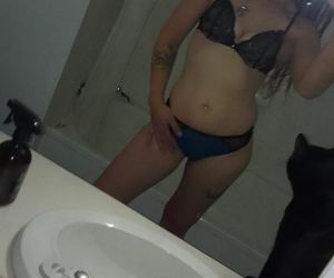 Beckyboo - Midage Aussie 33 wants to blow your mind and your load