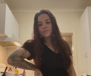 Hanna baby  - Ballarat, local porn star exp 