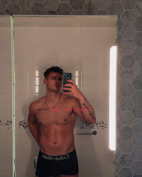 Image of Brisbane Male Escort MatteoXL