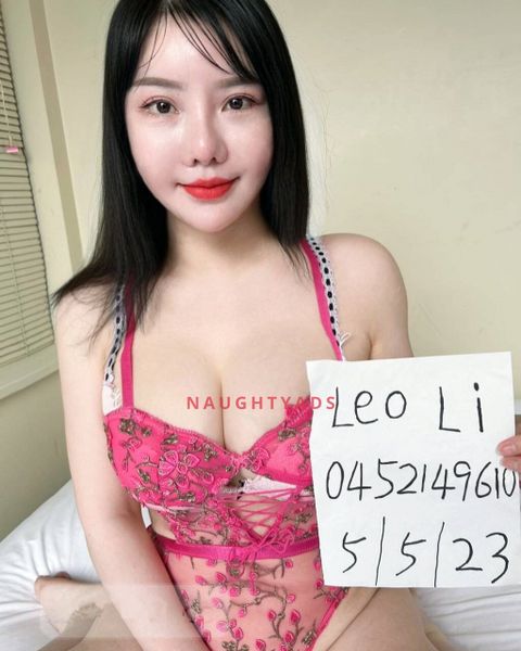 Image of Darwin Escort leo darwin