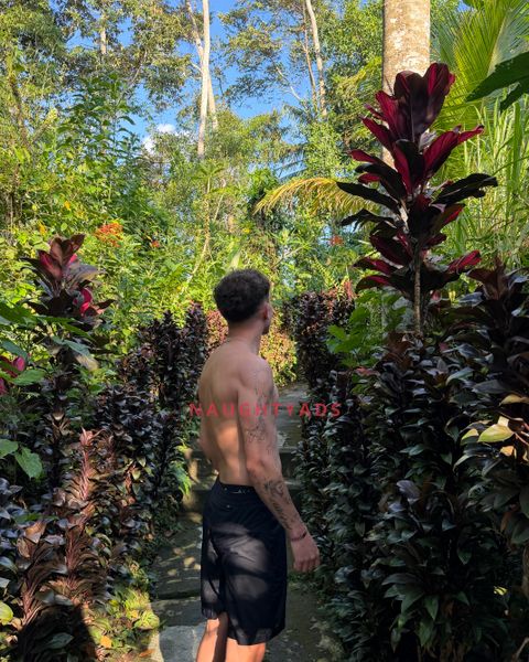 Image of Melbourne Male Escort Lucass