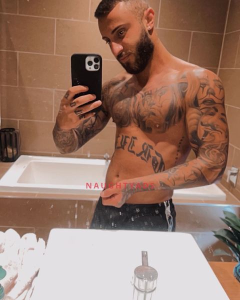 Image of Melbourne Male Escort Tony