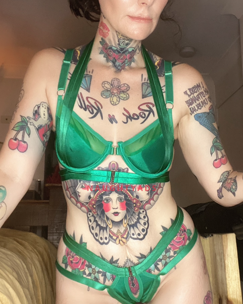 Image of  Body Rub The Milking Queen 