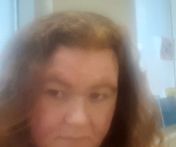 Chrissy - Red head curvy lady is happy to please you 